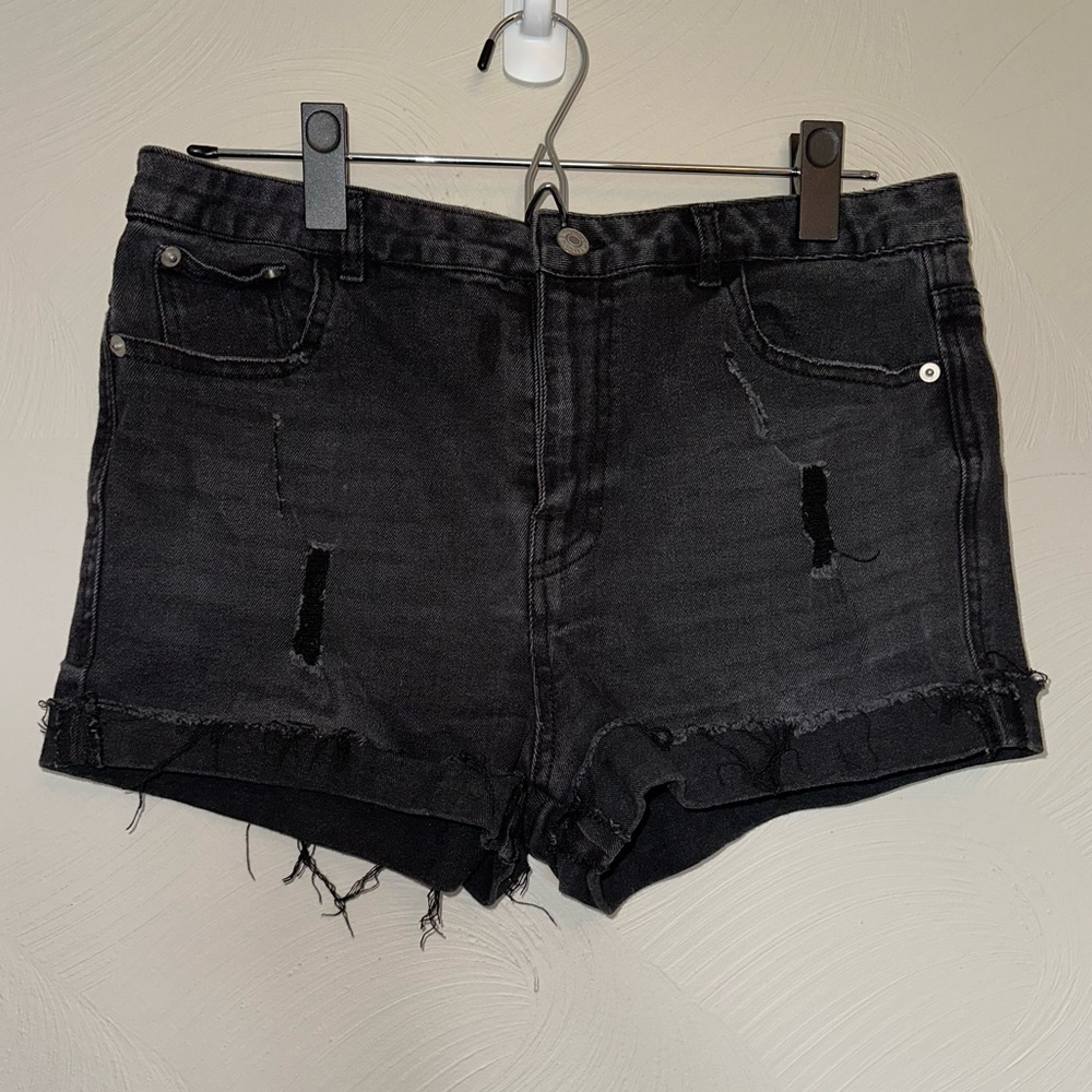 Love Tree Denim Stretchy Black Distressed Shorts